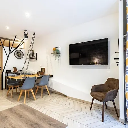 Apartment Unique And Stylish Ac Studio Downtown - Dodo Et Tartine *